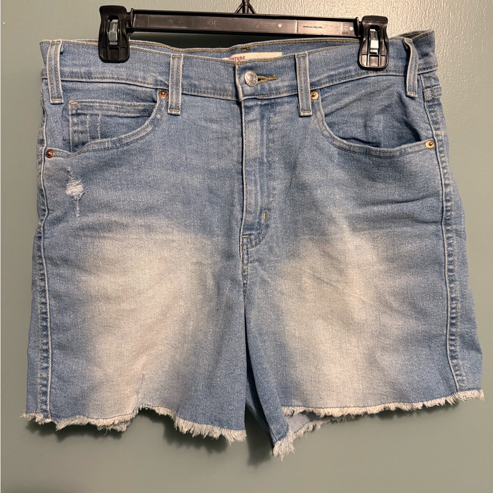 Women's Levi Heritage Shorts